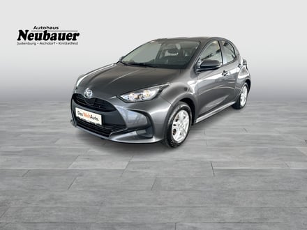 Toyota Yaris Active