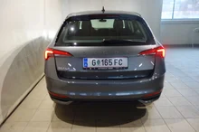 Thumbnail-Foto von Fahrzeug