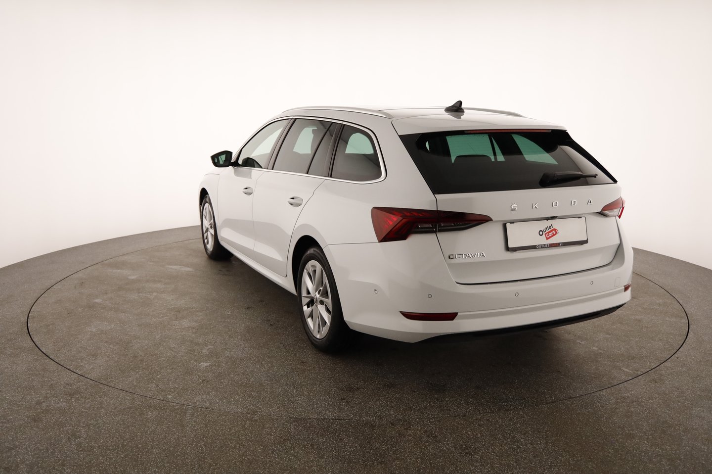 Škoda OCTAVIA Combi Style TDI DSG | Bild 19 von 21