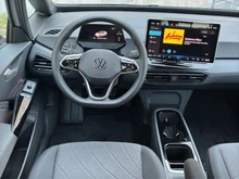 VW ID.3 Pure 125 kW Business in Mondsteingrau Dach schwarz
