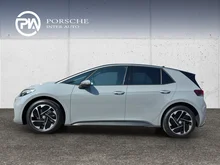 VW ID.3 Pure 125 kW Business in Mondsteingrau Dach schwarz