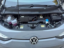 VW ID.3 Pure 125 kW Business in Mondsteingrau Dach schwarz