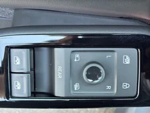 VW ID.3 Pure 125 kW Business in Mondsteingrau Dach schwarz