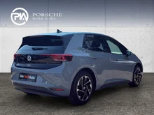 VW ID.3 Pure 125 kW Business in Mondsteingrau Dach schwarz