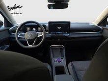 VW T-Roc Life eTSI DSG in Grenadillschwarz Metallic