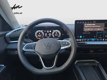VW T-Roc Life eTSI DSG in Grenadillschwarz Metallic