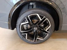 VW Tiguan Sport eTSI DSG in Delfingrau Metallic