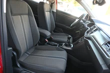 VW T-Roc Design TSI in Flash Rot Dach Schwarz
