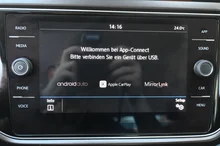 VW T-Roc Design TSI in Flash Rot Dach Schwarz