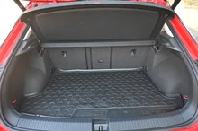VW T-Roc Design TSI in Flash Rot Dach Schwarz