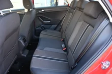 VW T-Roc Design TSI in Flash Rot Dach Schwarz
