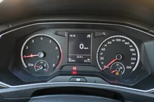 VW T-Roc Design TSI in Flash Rot Dach Schwarz