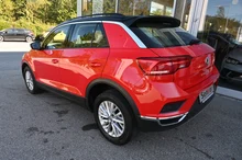 VW T-Roc Design TSI in Flash Rot Dach Schwarz