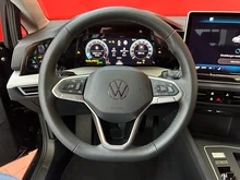 VW Golf Rabbit mHEV DSG in Grenadillschwarz Metallic