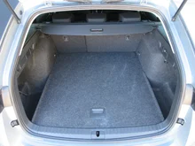 Škoda Octavia Combi Essence TSI in Smokey Diamond-Silber Metallic