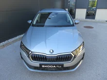 Škoda Octavia Combi Essence TSI in Smokey Diamond-Silber Metallic
