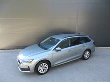 Škoda Octavia Combi Essence TSI in Smokey Diamond-Silber Metallic