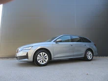 Škoda Octavia Combi Essence TSI in Smokey Diamond-Silber Metallic