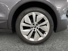 Škoda Elroq Selection 85 in Graphit-Grau Metallic