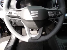SEAT Arona Reference Edition 1.0 TSI in 0E Mitternachtsschwarz