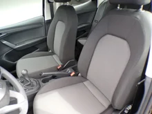 SEAT Arona Reference Edition 1.0 TSI in 0E Mitternachtsschwarz