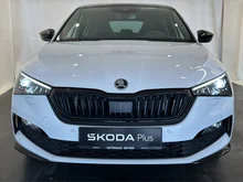 Škoda Scala Monte Carlo TSI in Moon-Weiß Metallic