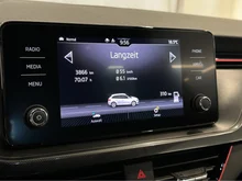 Škoda Scala Monte Carlo TSI in Moon-Weiß Metallic