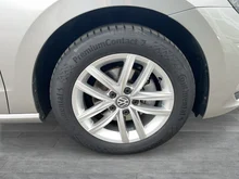 VW Golf Sportsvan Highline TDI SCR DSG in Tungsten Silver Met.