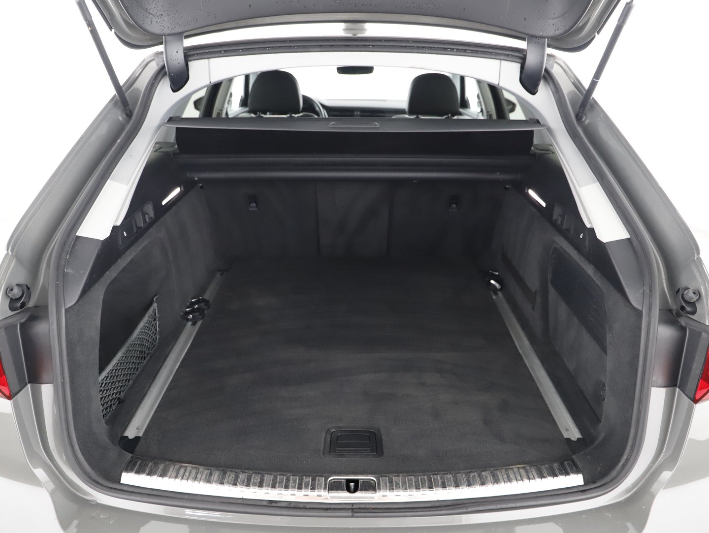 Audi A6 Avant 40 TDI quattro Sport | Bild 11 von 14