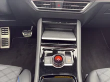VW Tiguan Sport eHybrid DSG 150 kW in Grenadillschwarz Metallic