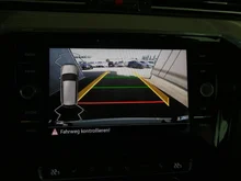 VW Passat Variant Business TDI DSG in PURE WHITE