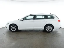 VW Passat Variant Business TDI DSG in PURE WHITE