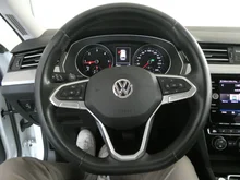 VW Passat Variant Business TDI DSG in PURE WHITE