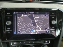 VW Passat Variant Business TDI DSG in PURE WHITE