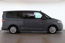 VW Multivan Business ÜH eHybrid 180 kW 4M in Puregrey