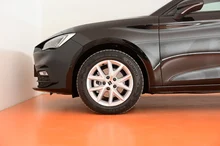 SEAT Leon SP Kombi Style Edition 1.5 eTSI DSG in Nacht-Schwarz Metallic