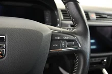 SEAT Arona Xcellence EcoTSI DSG in Magnet-Grau Metallic Dach Nacht-Schwarz