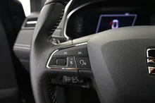 SEAT Arona Xcellence EcoTSI DSG in Magnet-Grau Metallic Dach Nacht-Schwarz