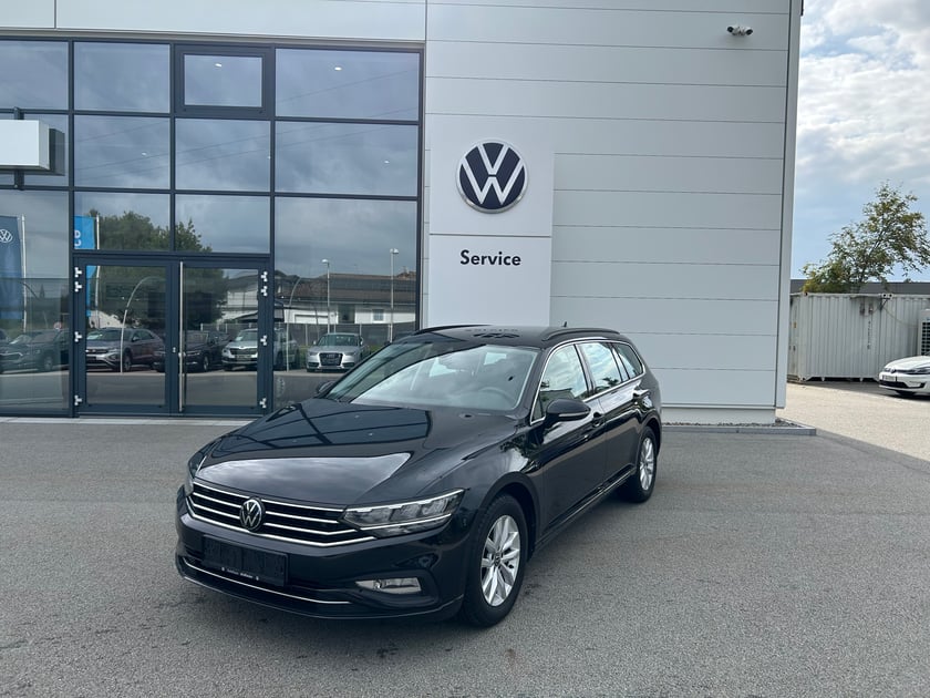 VW Passat Variant Business TDI DSG