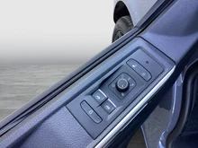 VW California Beach Edition Camper TDI 4M in puregrey / Dach schwarz