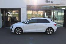 Audi A3 Sportback 30 TFSI S line in Arkonaweiss