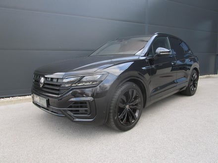 VW Touareg R eHybrid 4MOTION