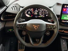 CUPRA Terramar 1.5 e-TSI 150 PS DSG in Cosmos-Blau Metallic