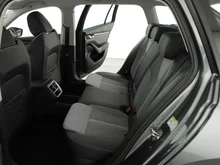 Škoda Octavia Combi Selection TDI DSG in Graphit-Grau Metallic