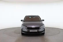 Škoda Octavia Combi Selection TDI DSG in Graphit-Grau Metallic