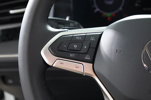 Bild eines VW Passat Variant Business TDI DSG