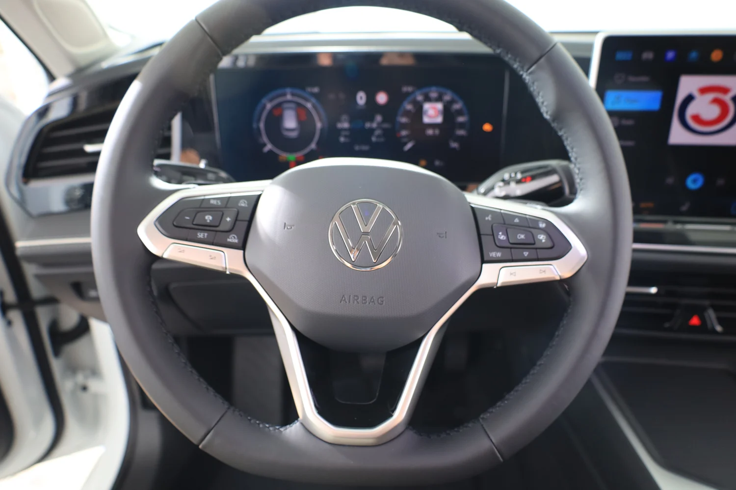 Bild eines VW Passat Variant Business TDI DSG