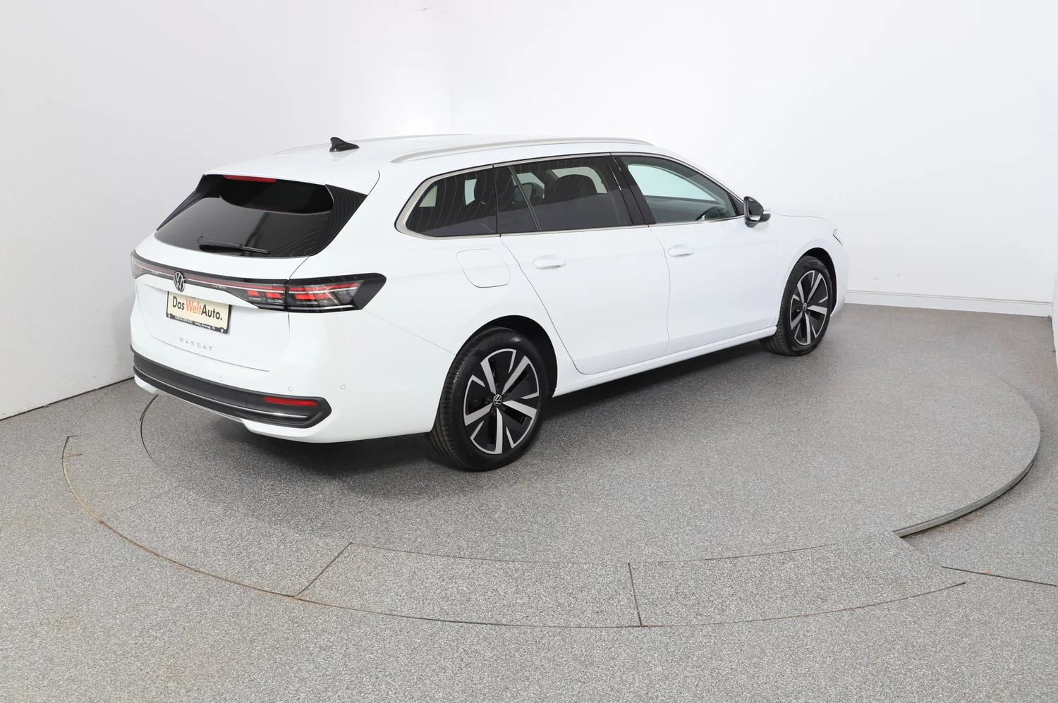 Bild eines VW Passat Variant Business TDI DSG