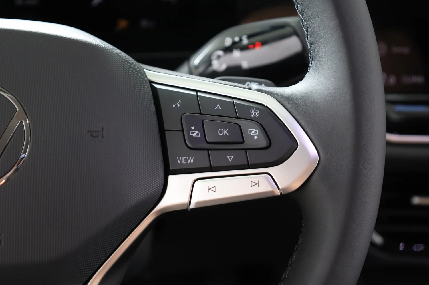 Bild eines VW Passat Variant Business TDI DSG