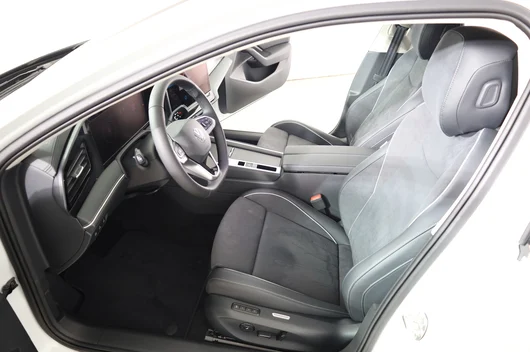 Bild eines VW Passat Variant Business TDI DSG